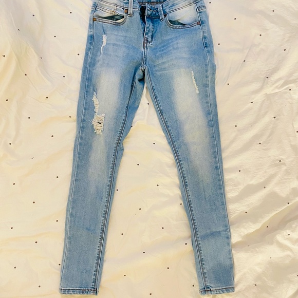 GOGO Distressed Jeans - Picture 2 of 4